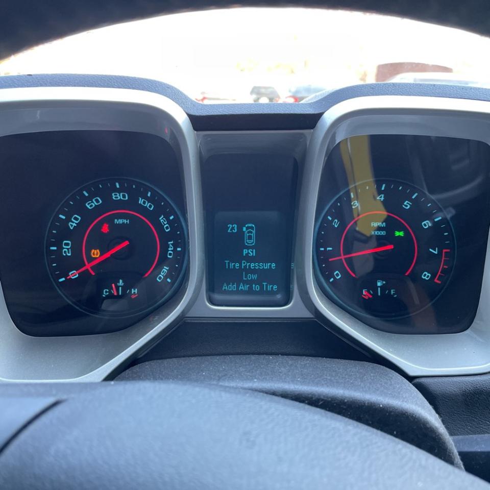 Chevrolet Camaro 2dr Cpe LT w/1LT 2015