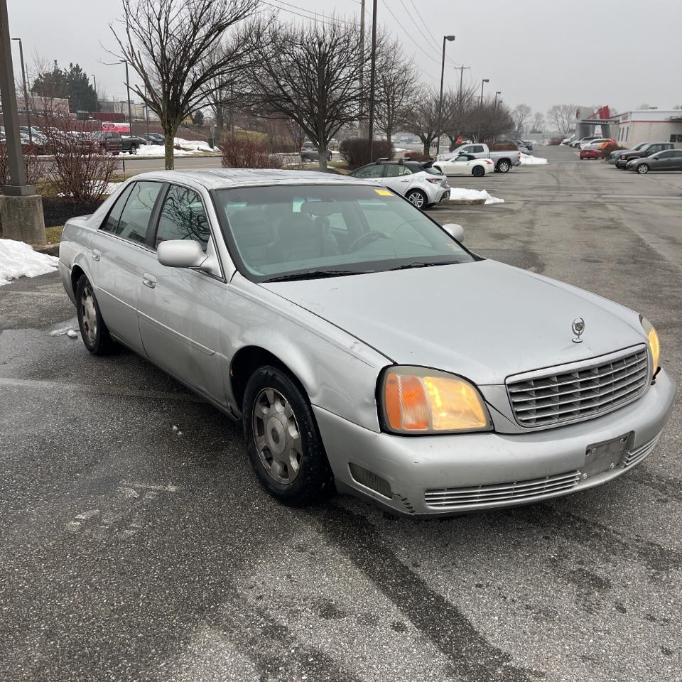 Cadillac DeVille 4dr Sdn 2002