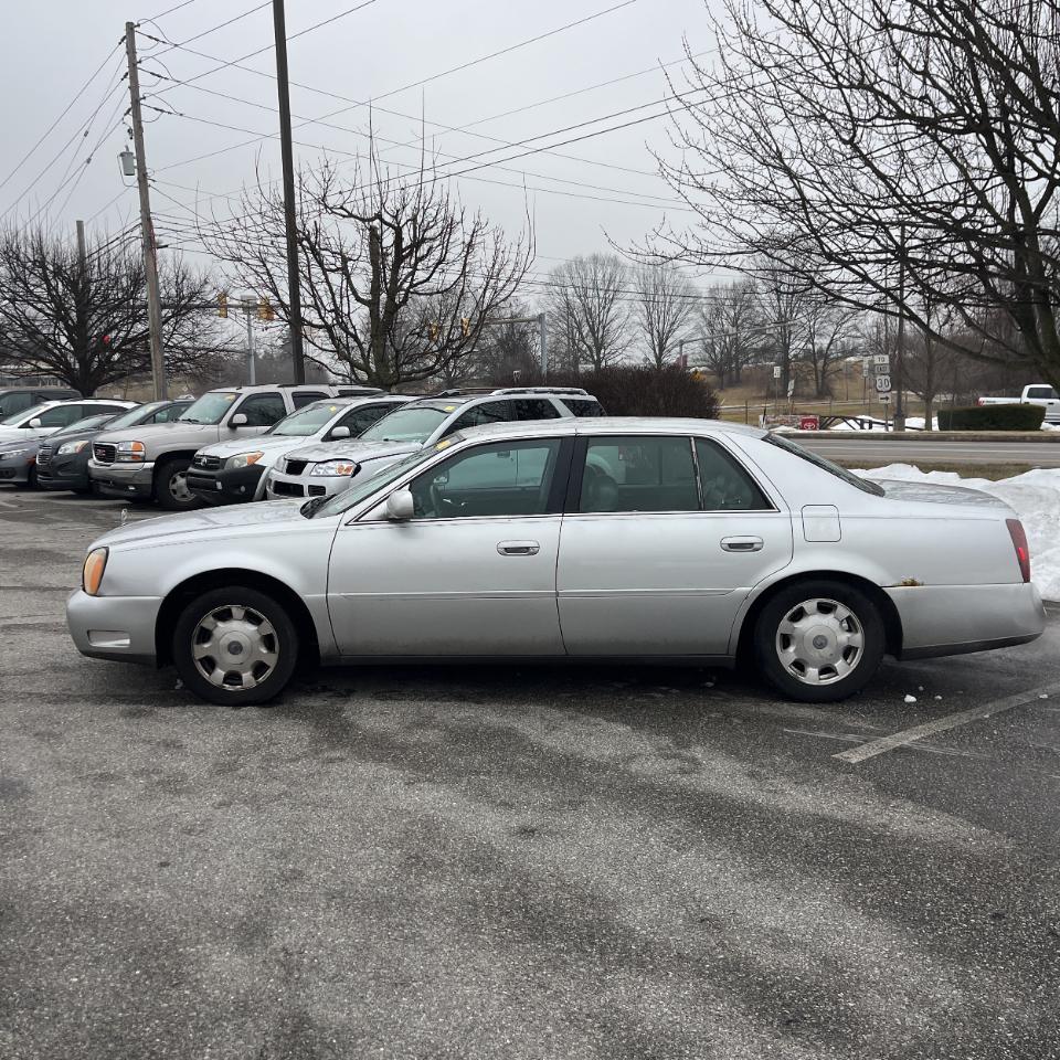 Cadillac DeVille 4dr Sdn 2002