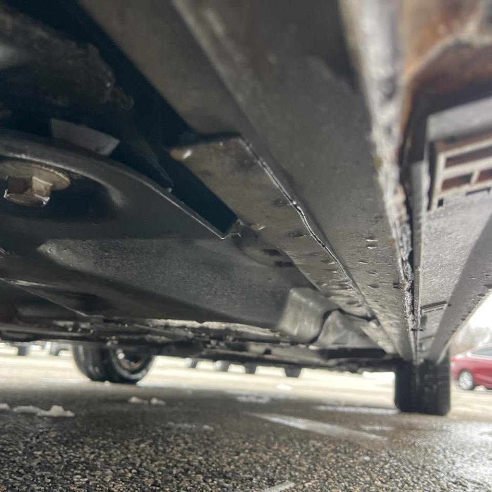 Cadillac DeVille 4dr Sdn 2002