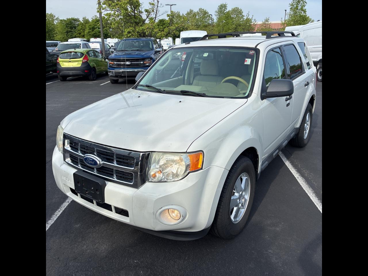 Ford Escape 4WD 4dr XLT 2010