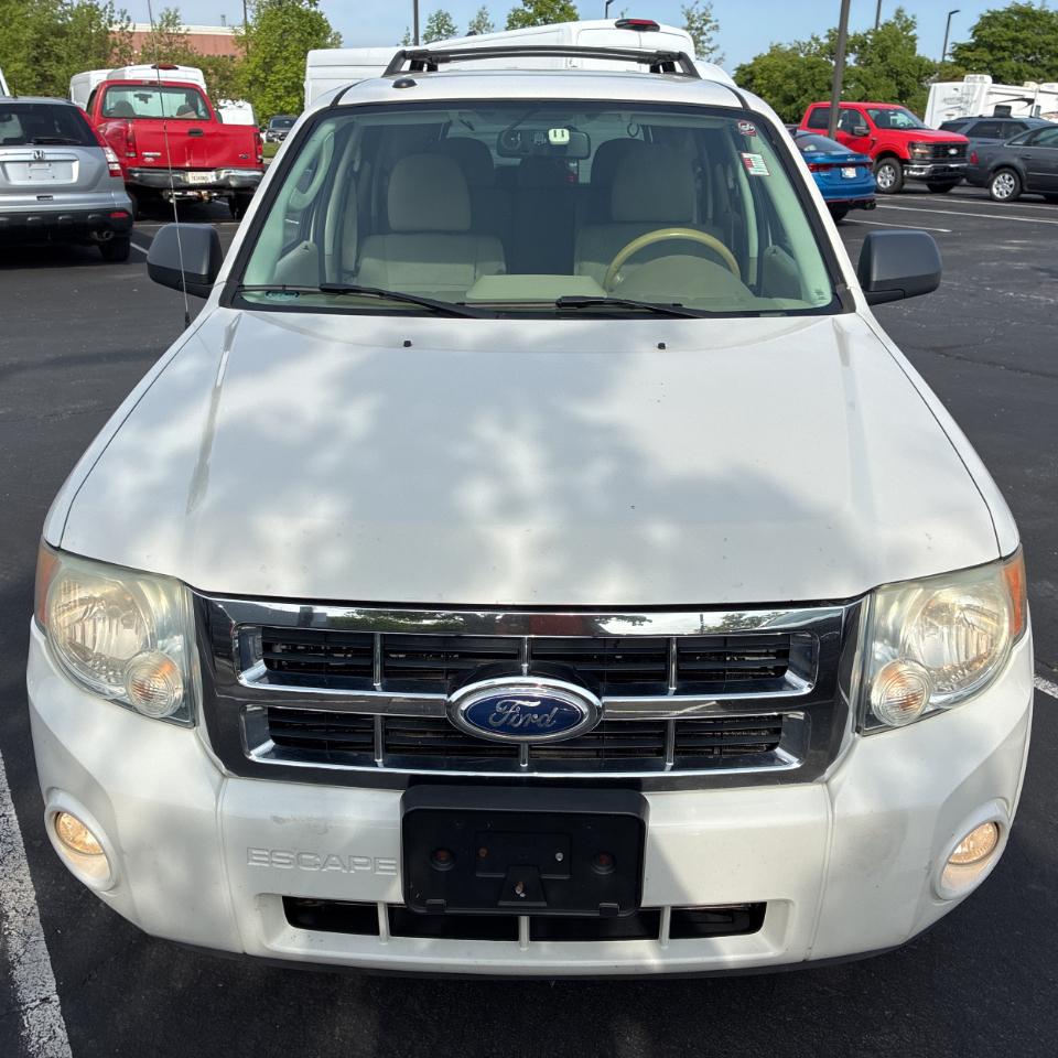 Ford Escape 4WD 4dr XLT 2010