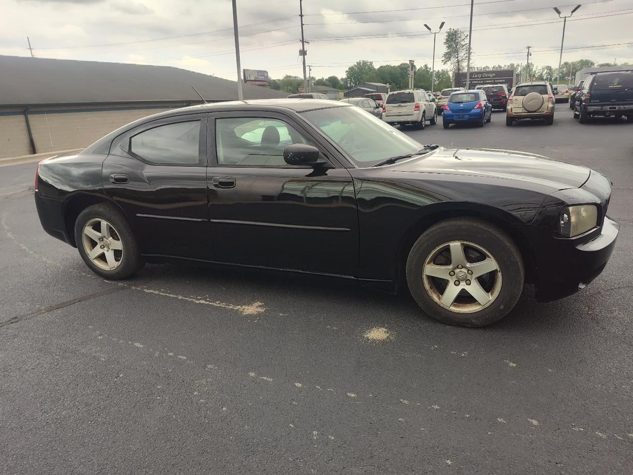 Dodge Charger 4dr Sdn RWD 2008
