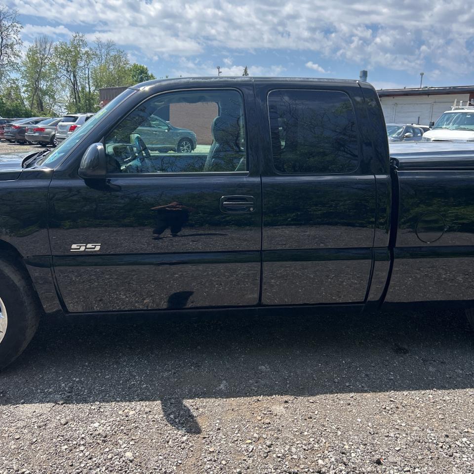 Chevrolet Silverado SS Ext Cab 143.5" WB 2003