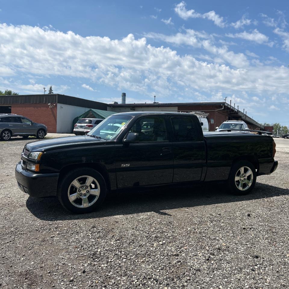 Chevrolet Silverado SS Ext Cab 143.5" WB 2003