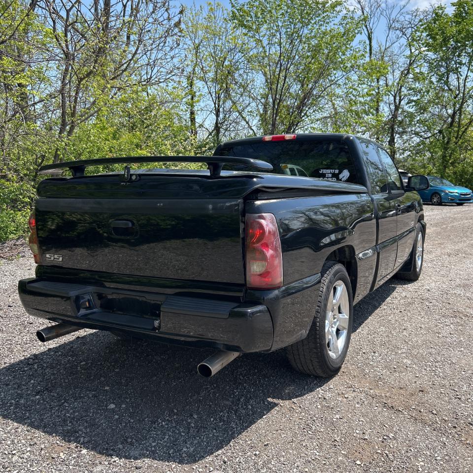Chevrolet Silverado SS Ext Cab 143.5" WB 2003