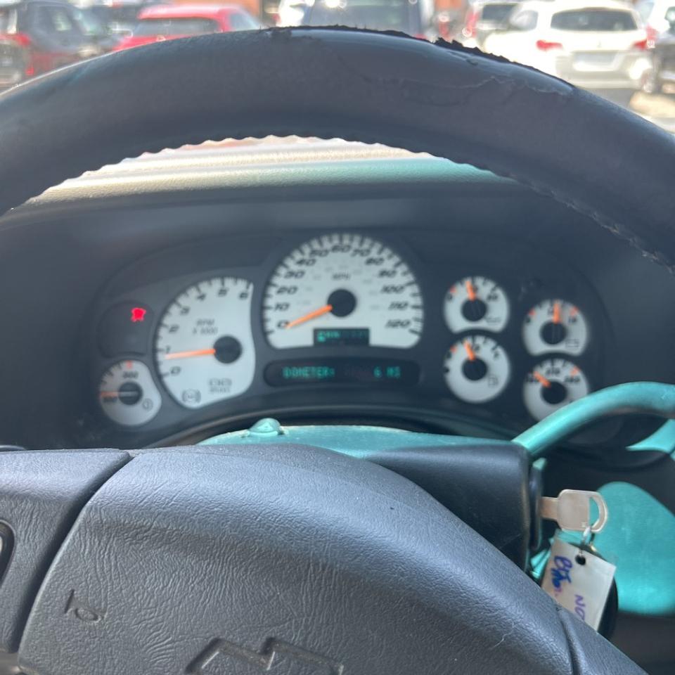 Chevrolet Silverado SS Ext Cab 143.5" WB 2003