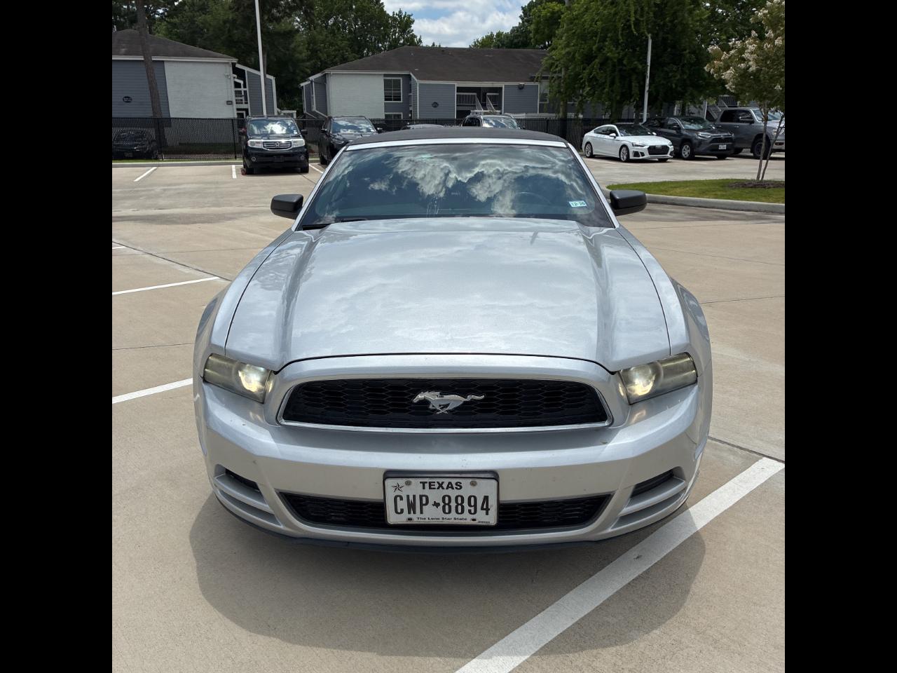 Ford Mustang 2dr Conv V6 2013