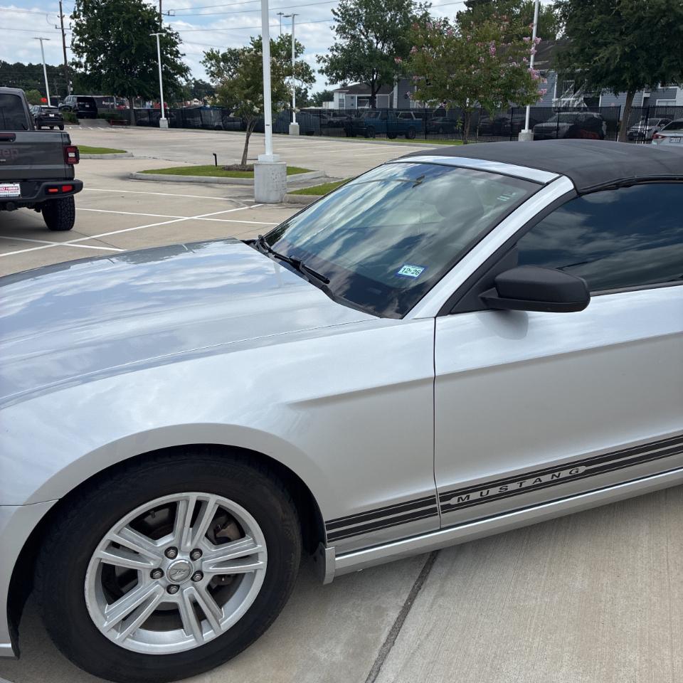 Ford Mustang 2dr Conv V6 2013