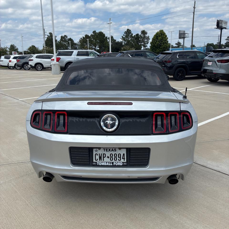 Ford Mustang 2dr Conv V6 2013