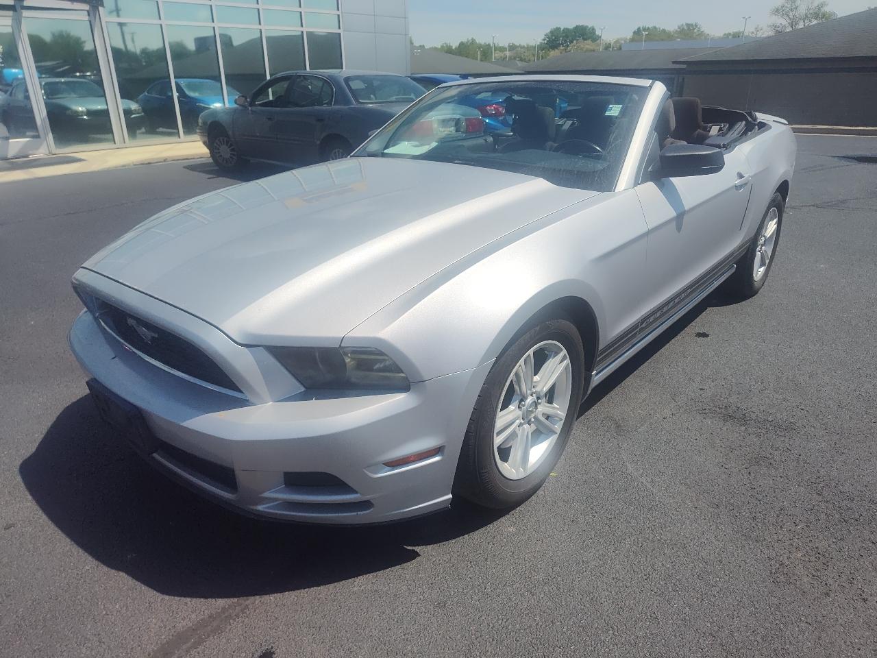 2013 Ford Mustang 2dr Conv V6