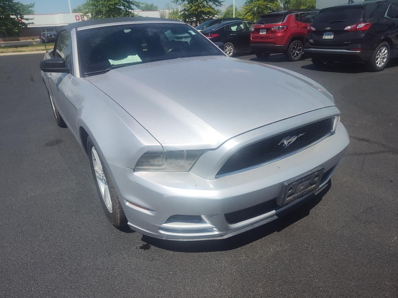 Ford Mustang 2dr Conv V6 2013