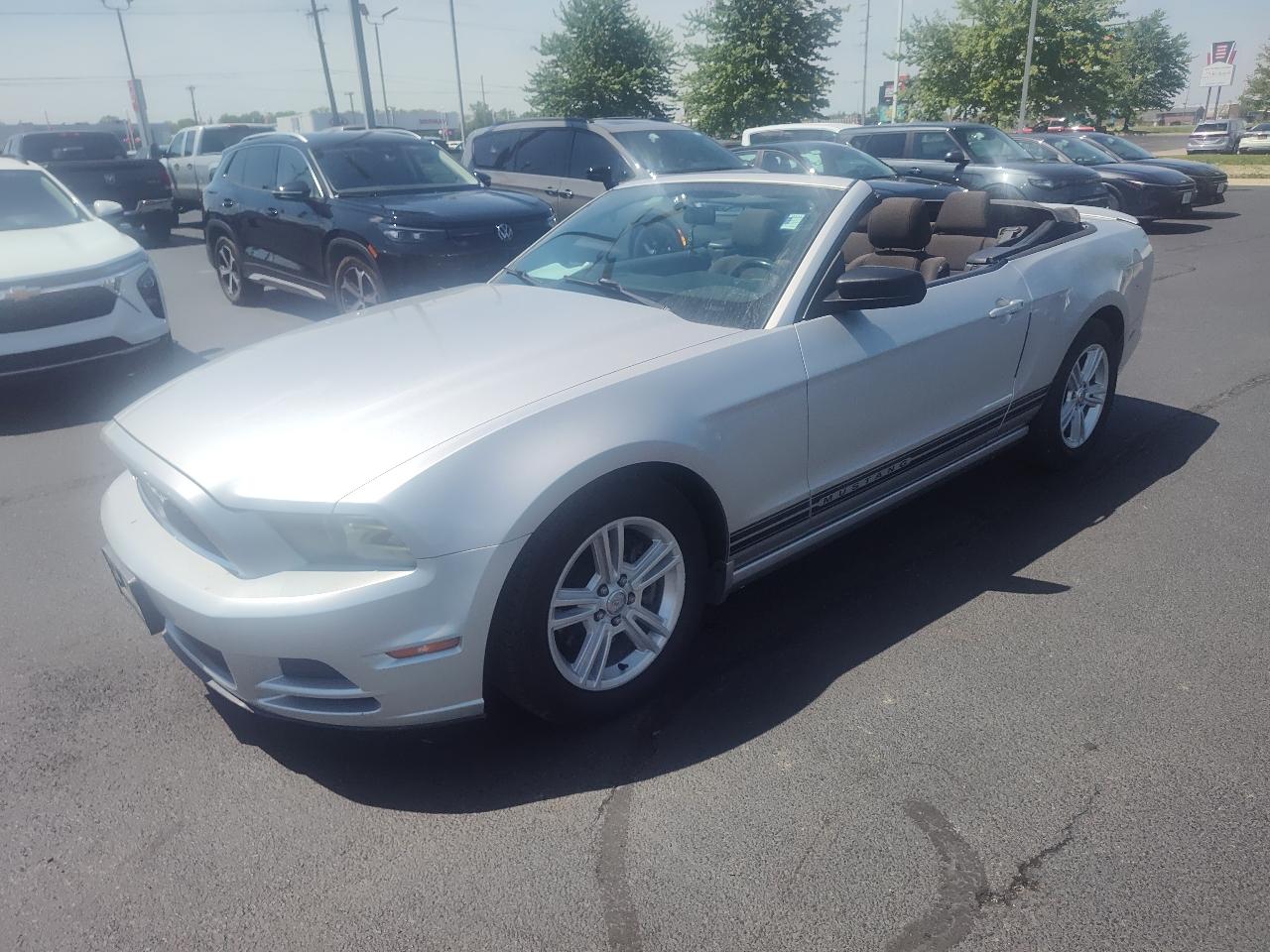 Ford Mustang 2dr Conv V6 2013