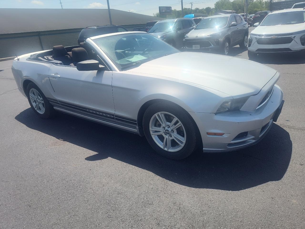 Ford Mustang 2dr Conv V6 2013