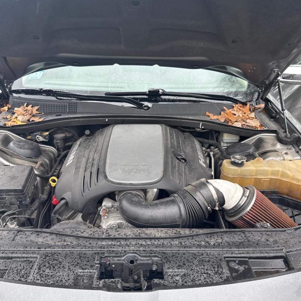 Chrysler 300 4dr Sdn 300C RWD 2011