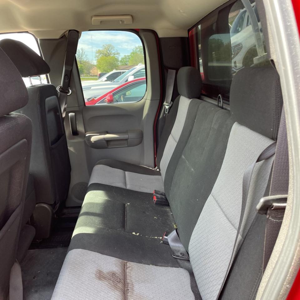 Chevrolet Silverado 1500 4WD Ext Cab 134.0" Work Truck *Ltd Avail* 2009