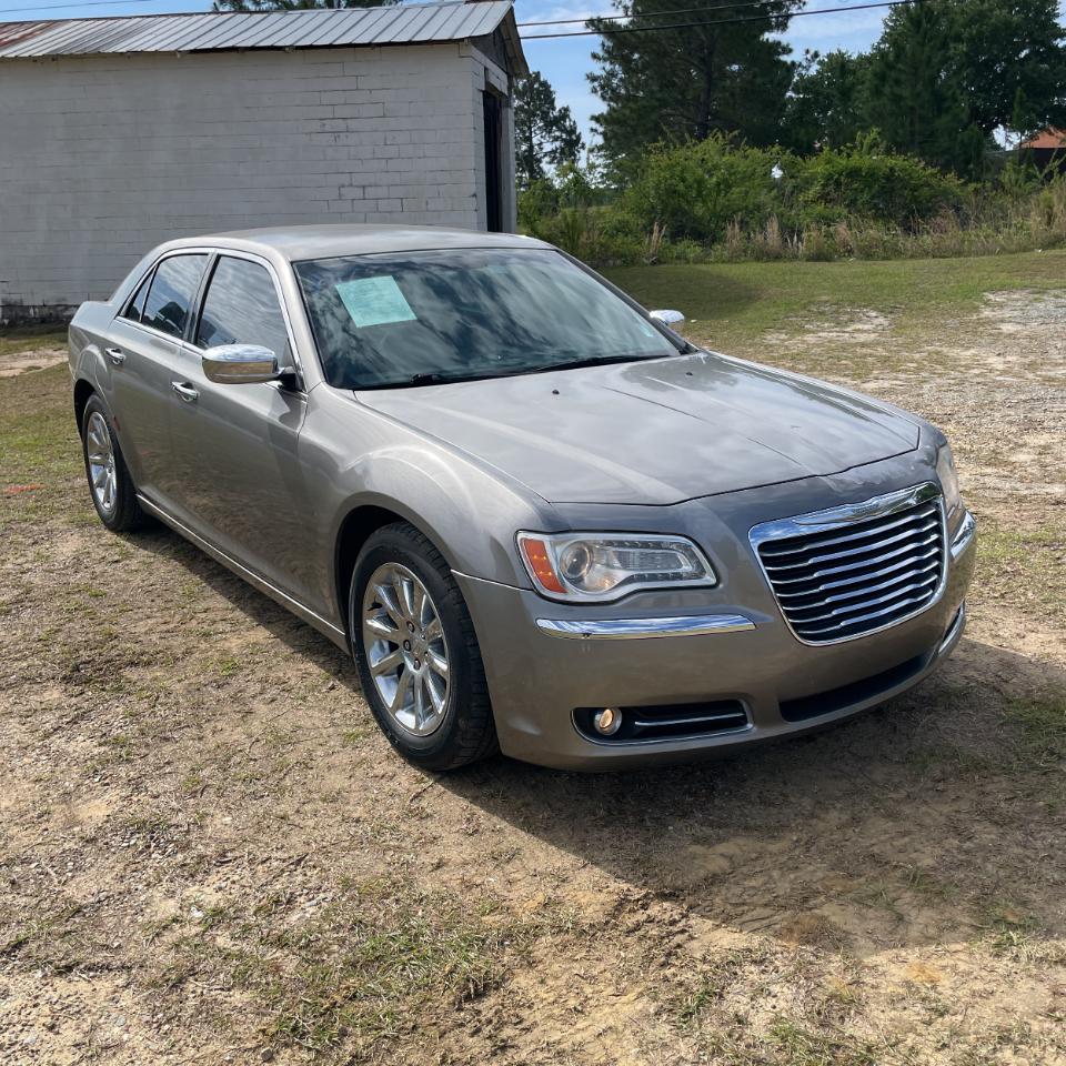 Chrysler 300 4dr Sdn 300C RWD 2014