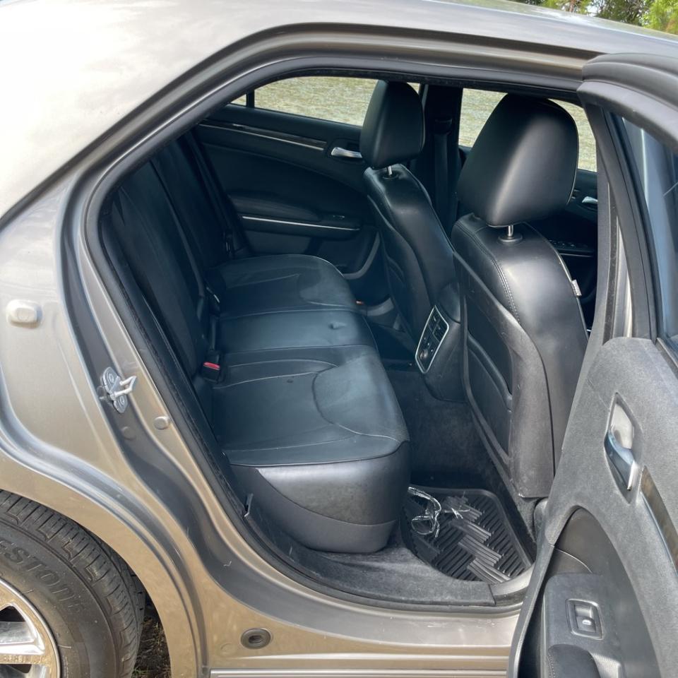 Chrysler 300 4dr Sdn 300C RWD 2014