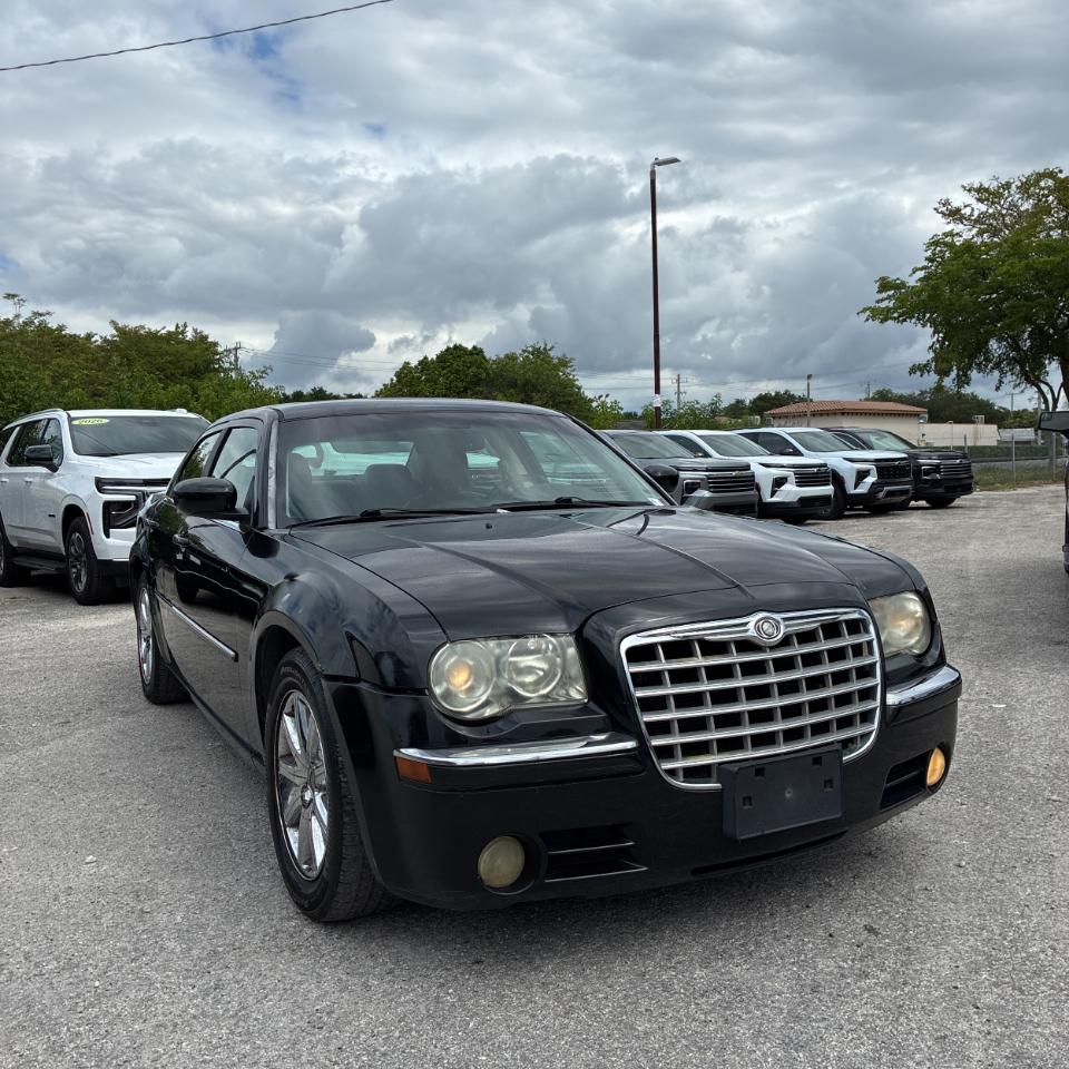 Chrysler 300 4dr Sdn 300C 2006