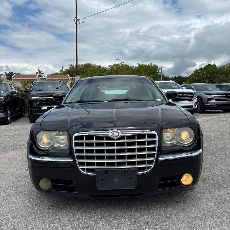 Chrysler 300 4dr Sdn 300C 2006