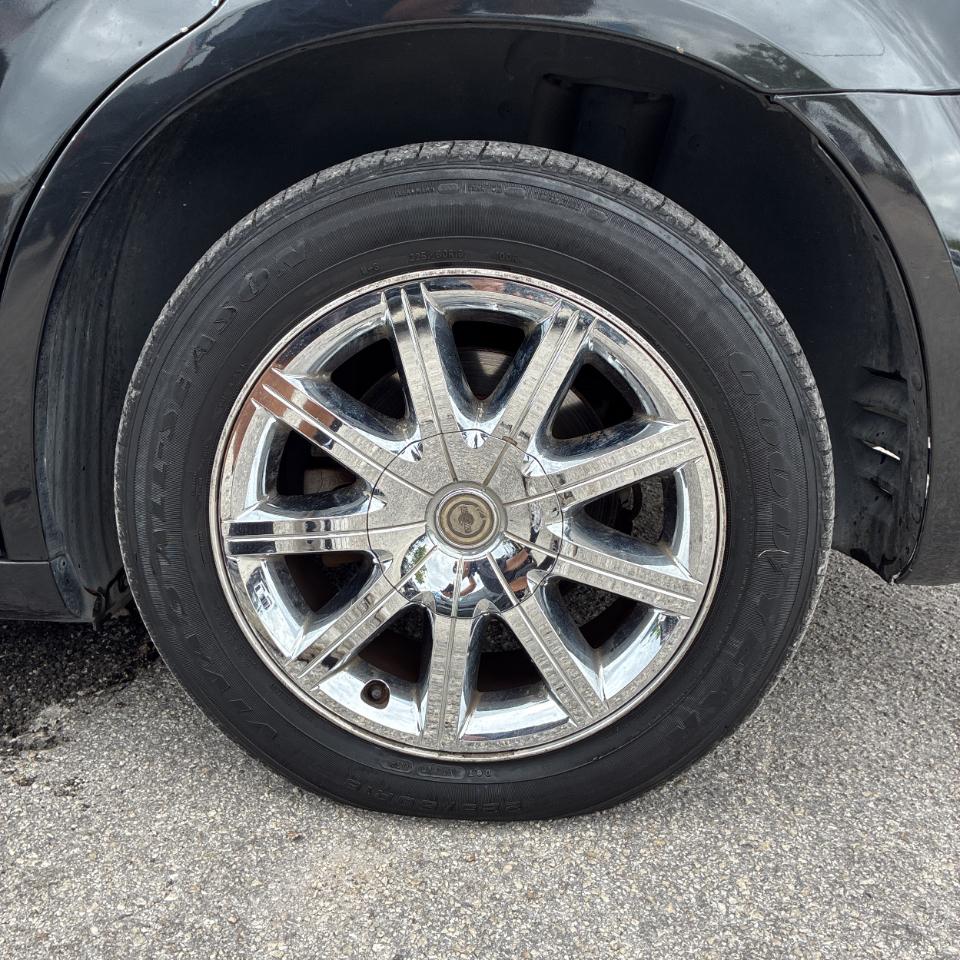 Chrysler 300 4dr Sdn 300C 2006