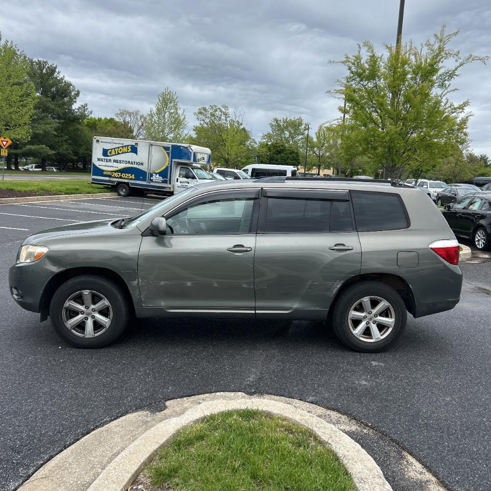Toyota Highlander 4WD 4dr Base (Natl) 2008