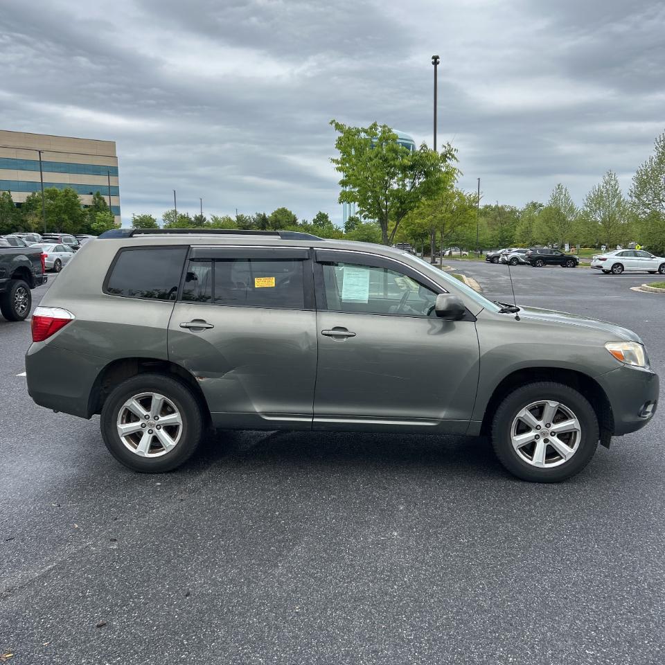 Toyota Highlander 4WD 4dr Base (Natl) 2008