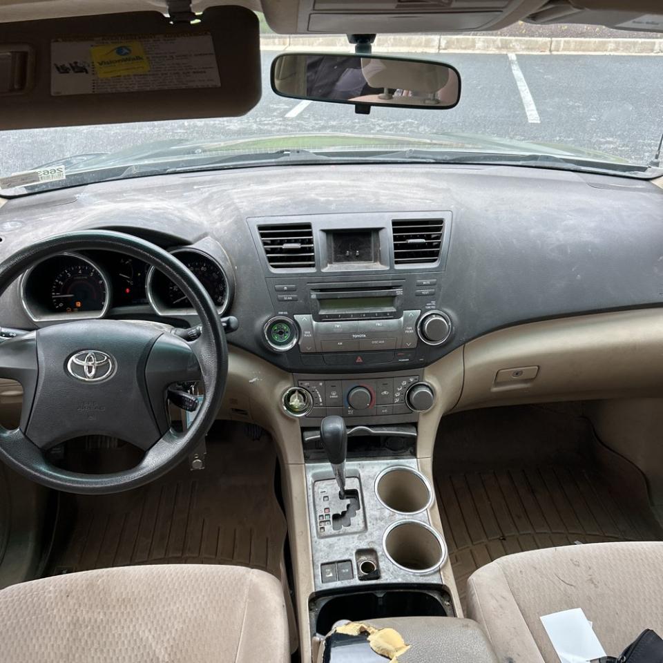 Toyota Highlander 4WD 4dr Base (Natl) 2008