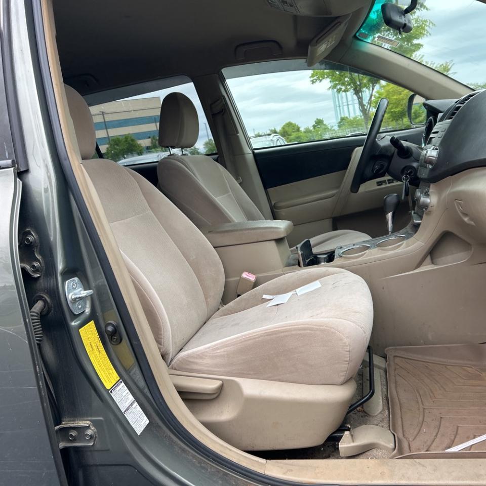 Toyota Highlander 4WD 4dr Base (Natl) 2008