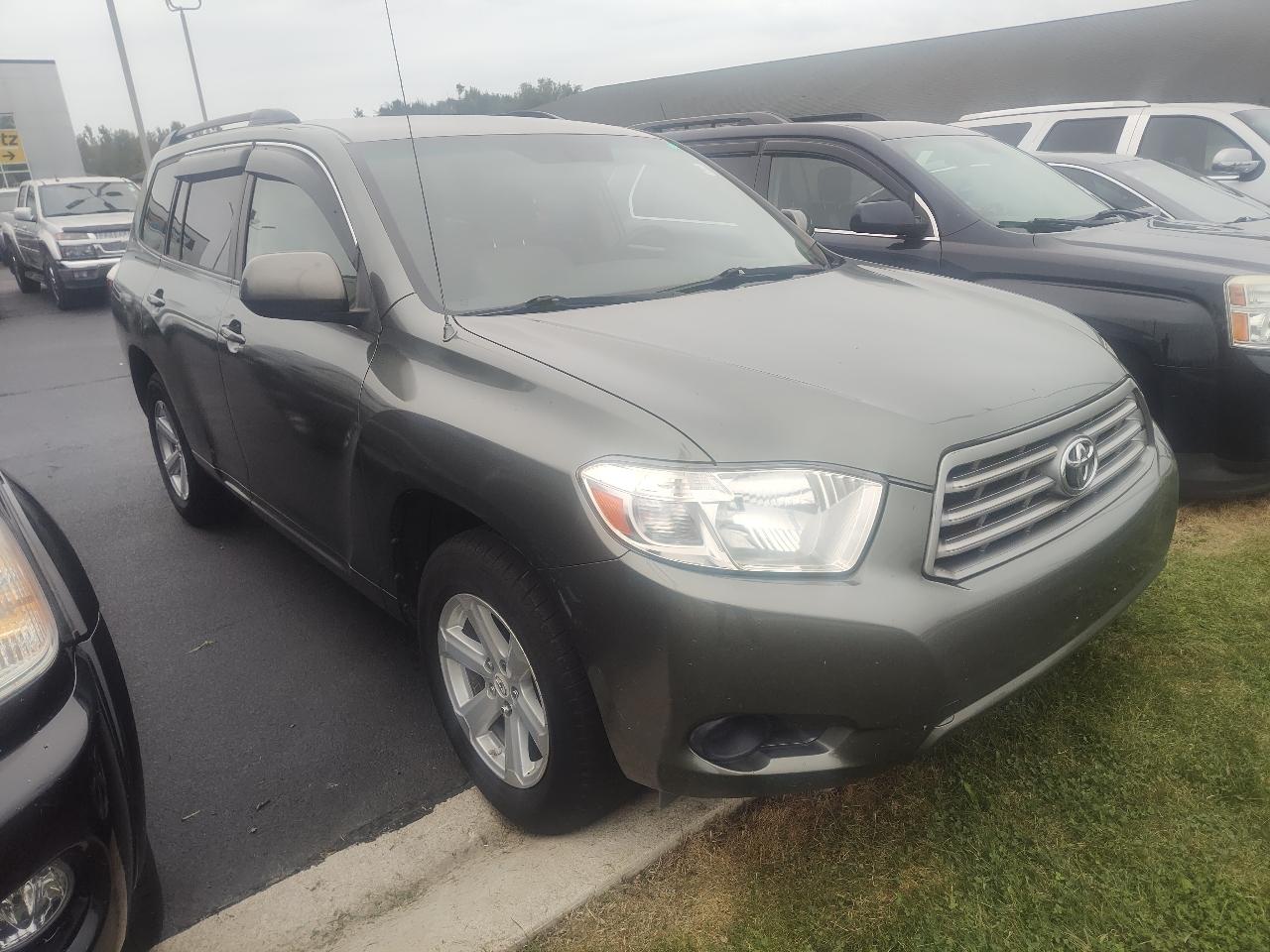 Toyota Highlander 4WD 4dr Base (Natl) 2008