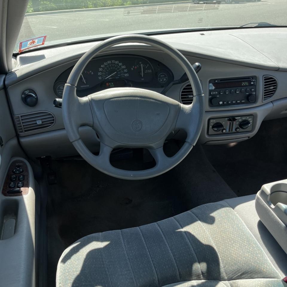 Buick Century 4dr Sdn Custom 2005
