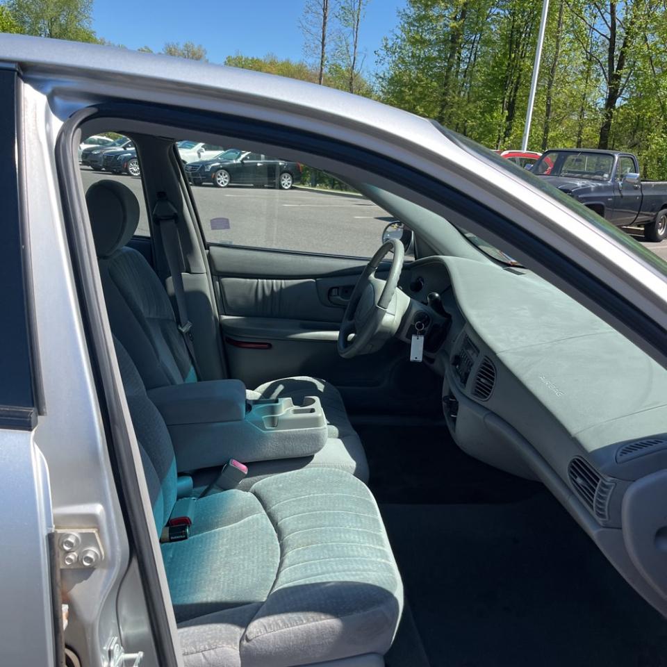 Buick Century 4dr Sdn Custom 2005