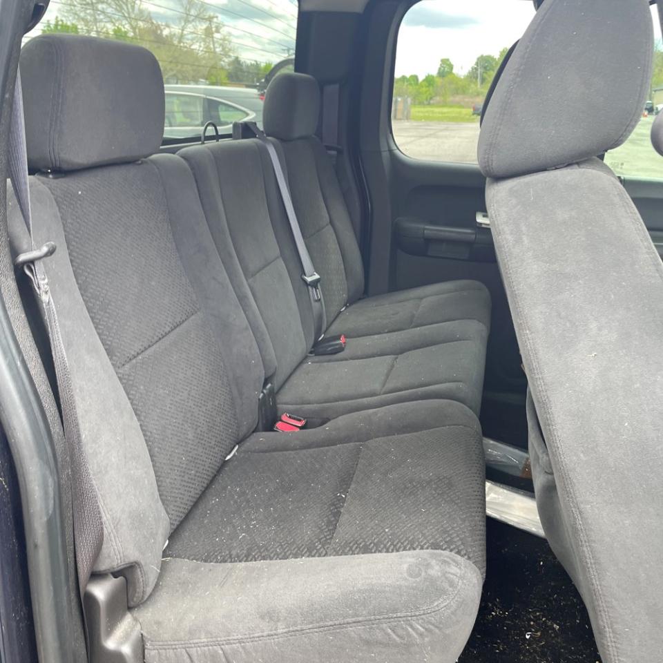 Chevrolet Silverado 1500 4WD Ext Cab 143.5" LT w/1LT 2008