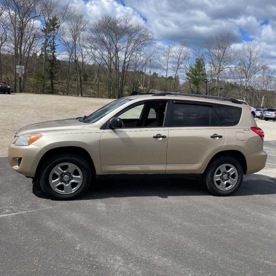 Toyota RAV4 4WD 4dr 4-cyl 4-Spd AT (Natl) 2010