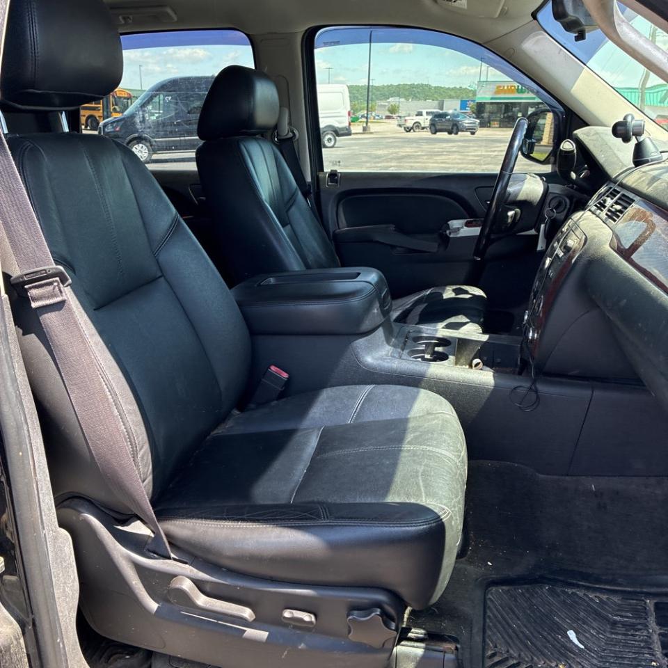 Chevrolet Tahoe 4WD 4dr 1500 LT 2013