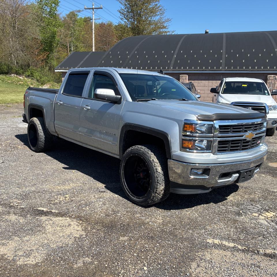 Chevrolet Silverado 1500 4WD Crew Cab 143.5" LT w/2LT 2015