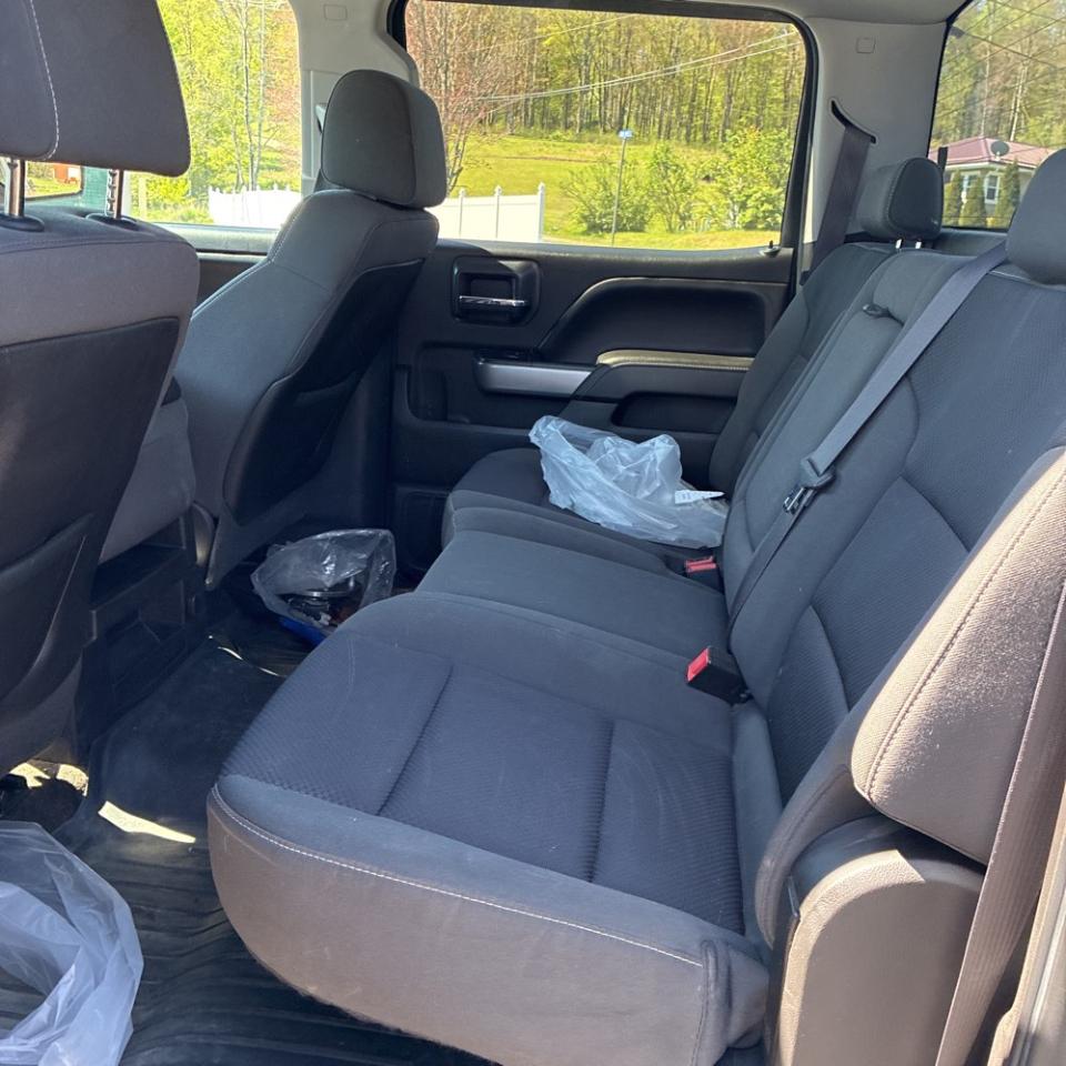 Chevrolet Silverado 1500 4WD Crew Cab 143.5" LT w/2LT 2015
