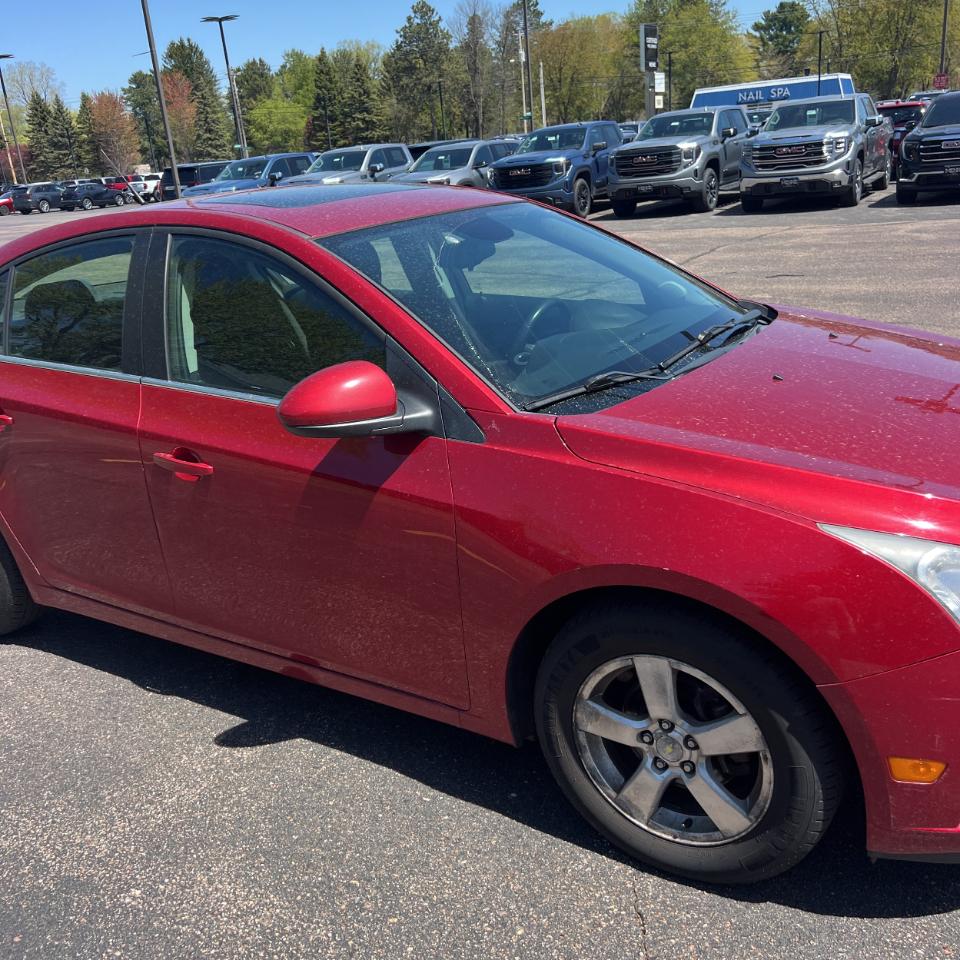 Chevrolet Cruze 4dr Sdn LT w/1LT 2012