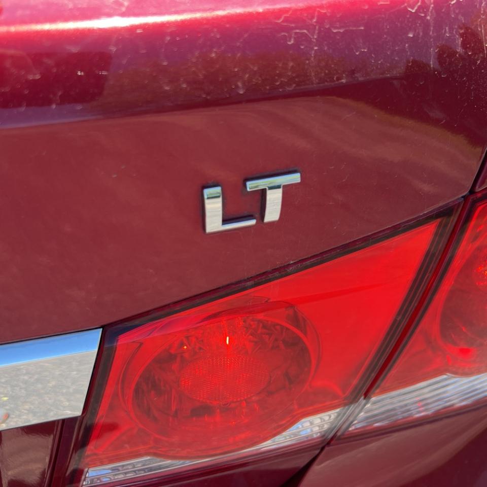 Chevrolet Cruze 4dr Sdn LT w/1LT 2012
