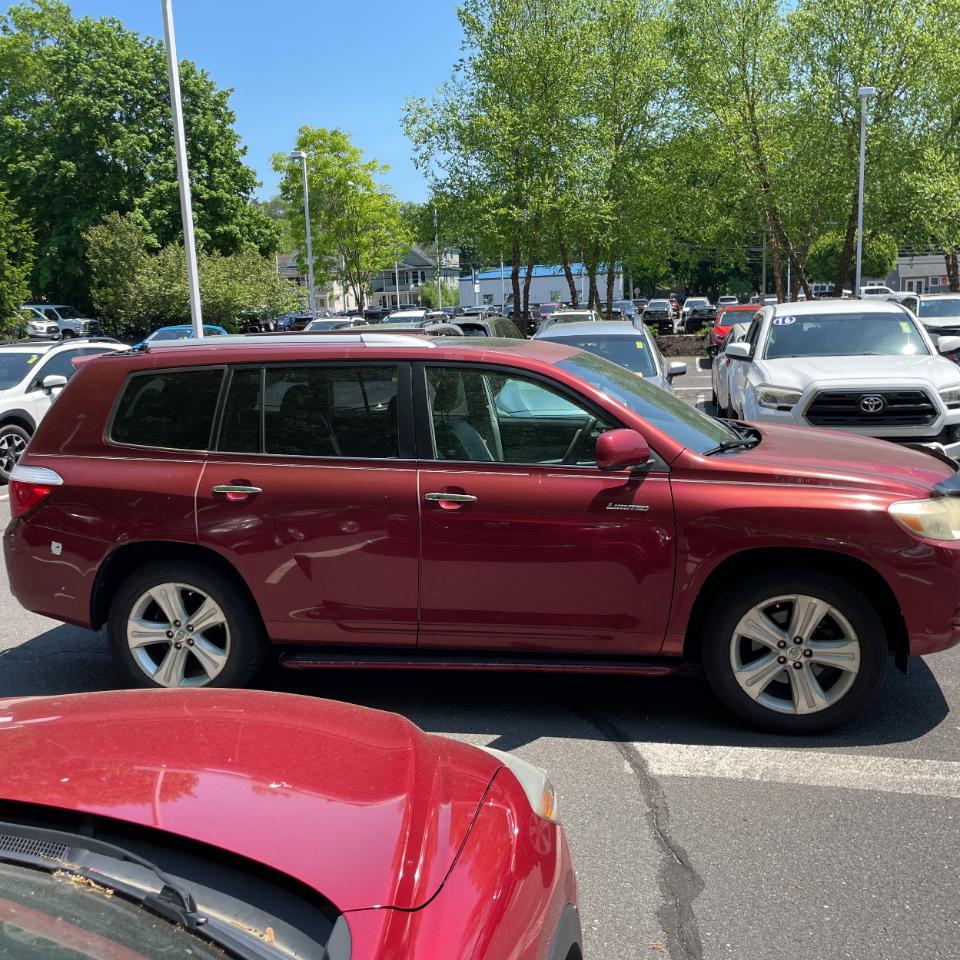 Toyota Highlander FWD 4dr Limited (Natl) 2008
