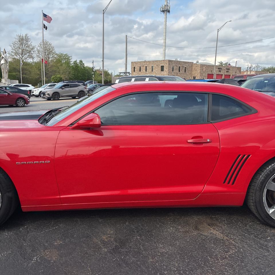 Chevrolet Camaro 2dr Cpe 2LS 2012