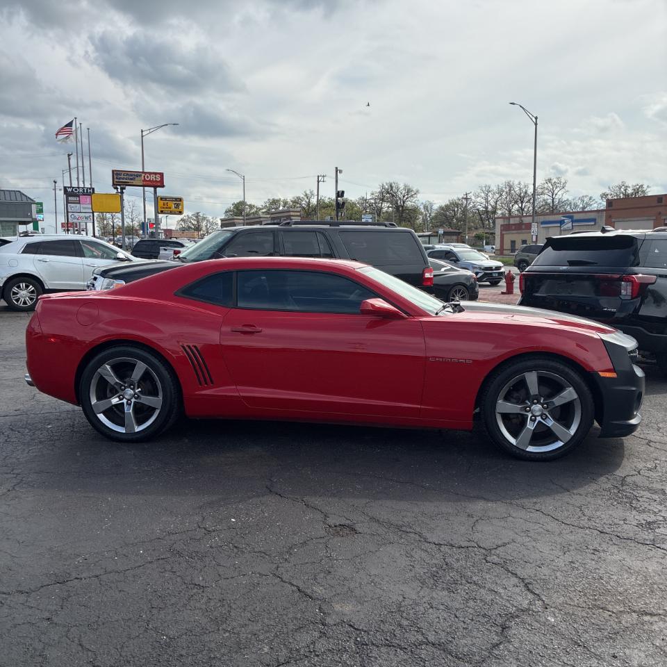 Chevrolet Camaro 2dr Cpe 2LS 2012
