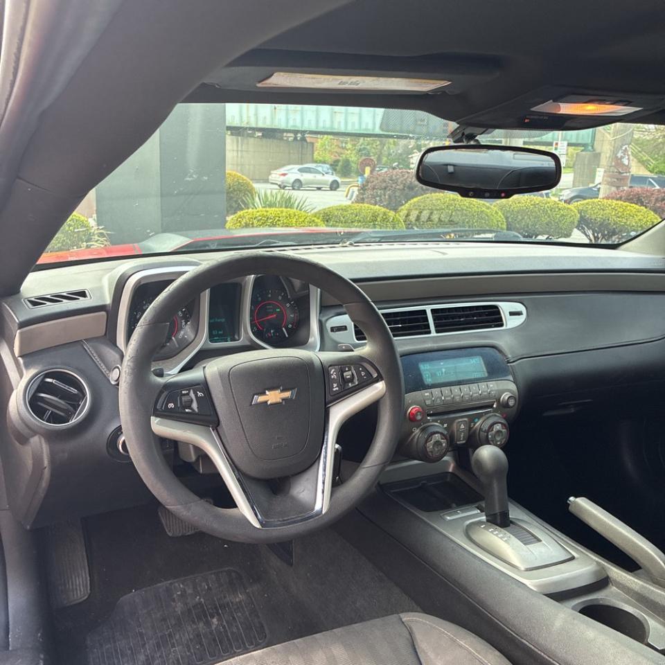 Chevrolet Camaro 2dr Cpe 2LS 2012