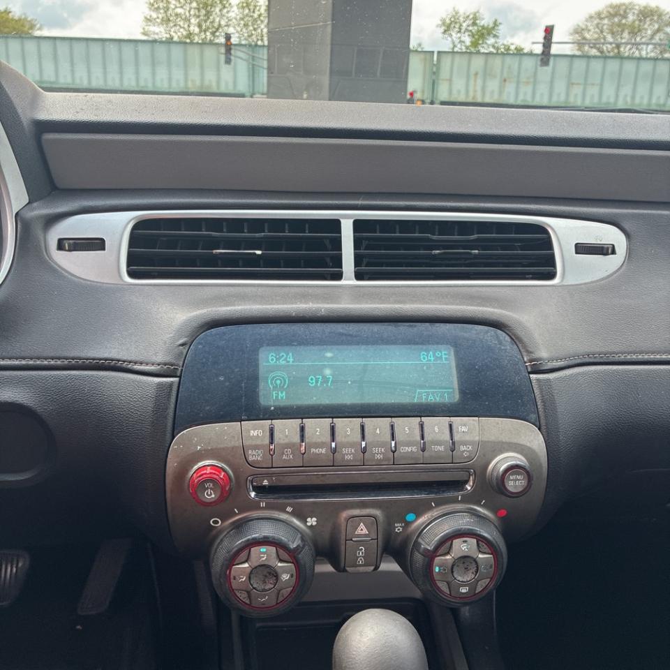 Chevrolet Camaro 2dr Cpe 2LS 2012