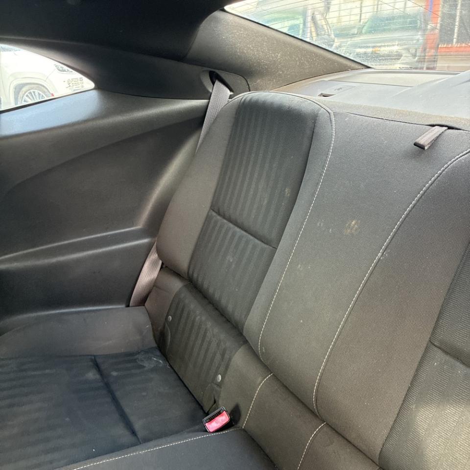 Chevrolet Camaro 2dr Cpe 2LS 2012