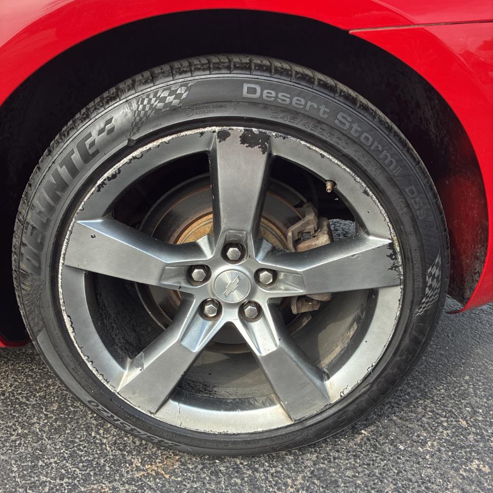 Chevrolet Camaro 2dr Cpe 2LS 2012