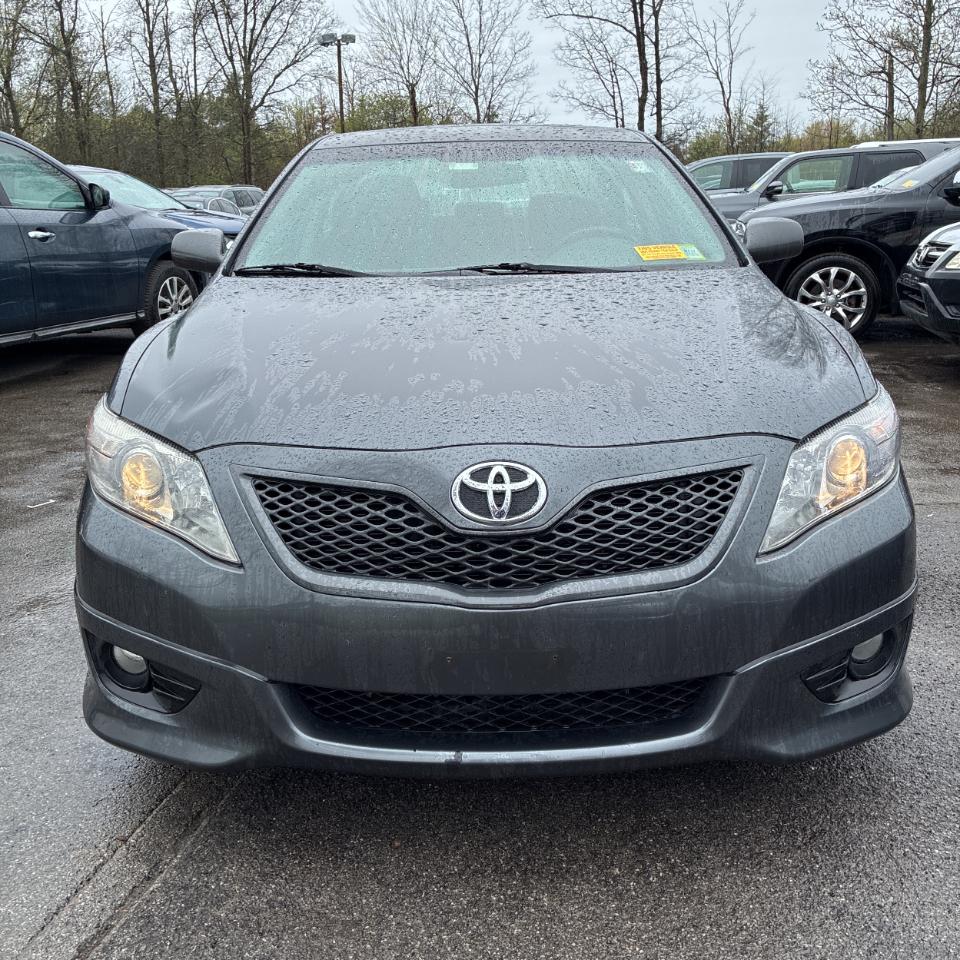 Toyota Camry 4dr Sdn I4 Auto SE (Natl) 2011