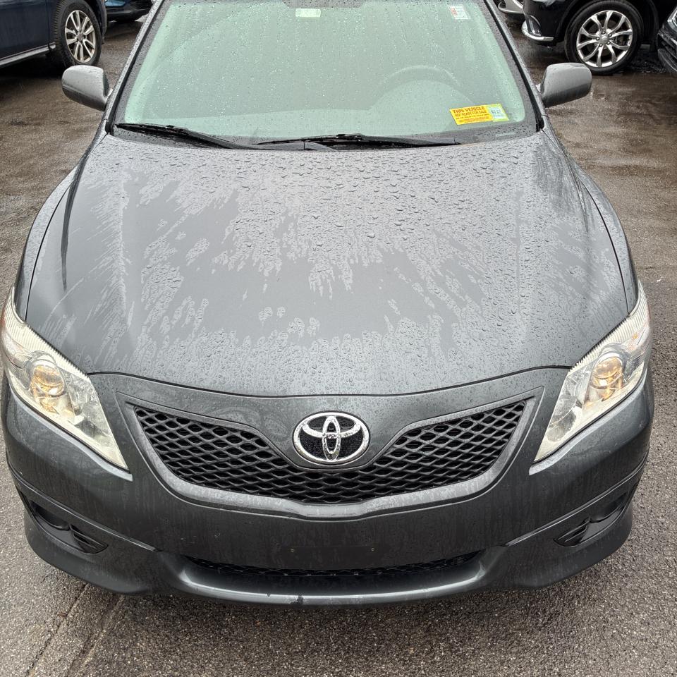 Toyota Camry 4dr Sdn I4 Auto SE (Natl) 2011