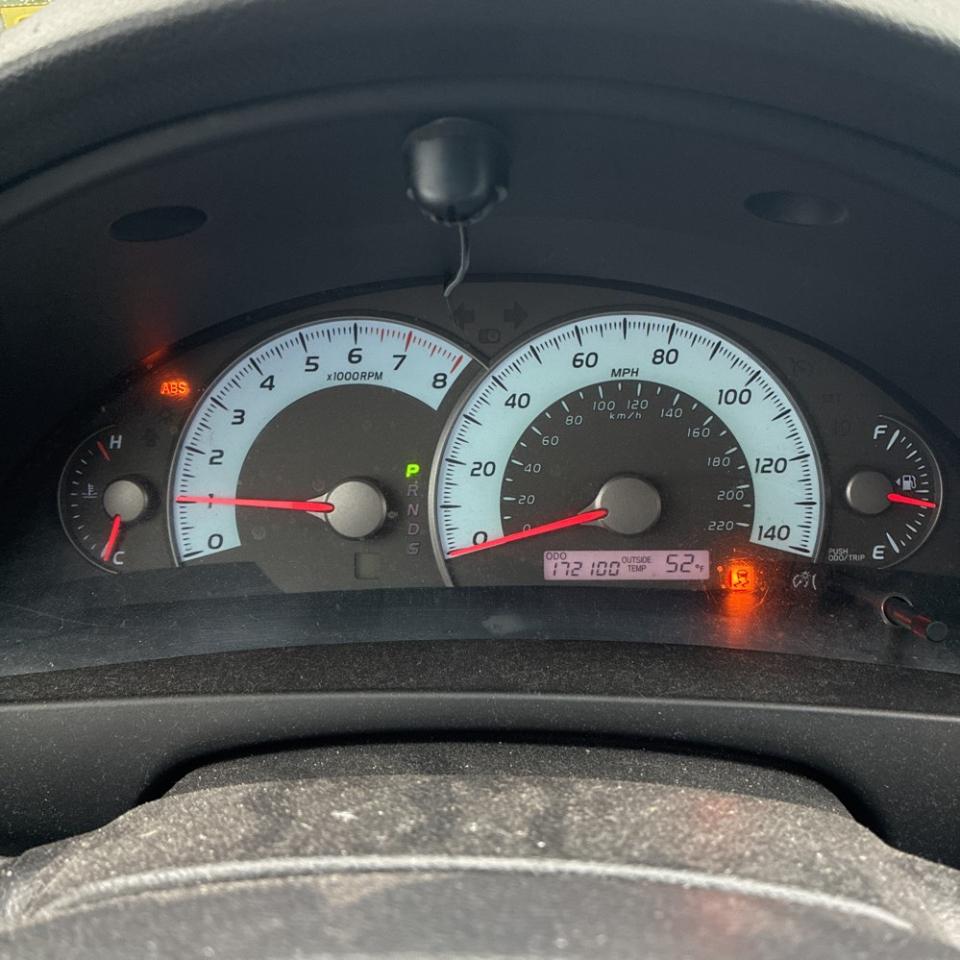 Toyota Camry 4dr Sdn I4 Auto SE (Natl) 2011