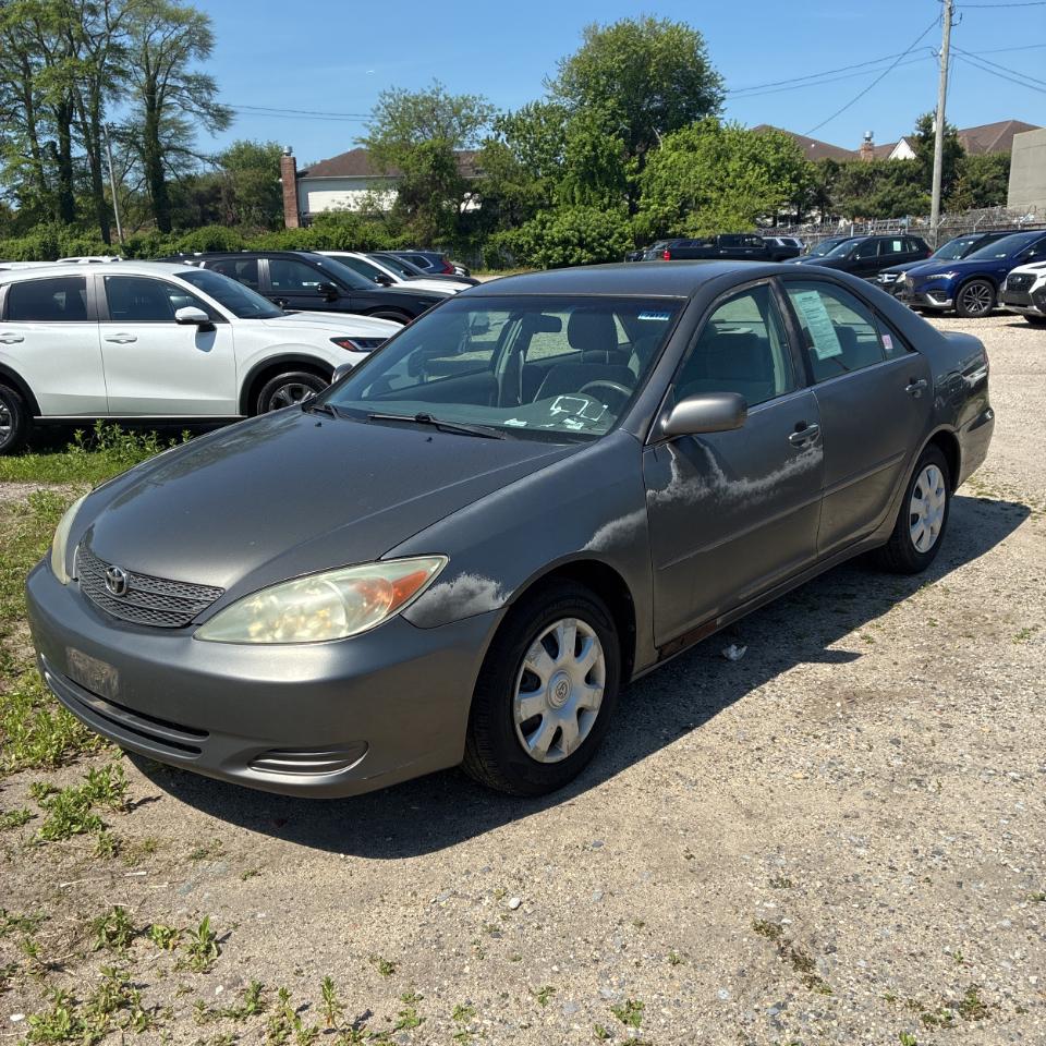 Toyota Camry 4dr Sdn LE Auto 2004